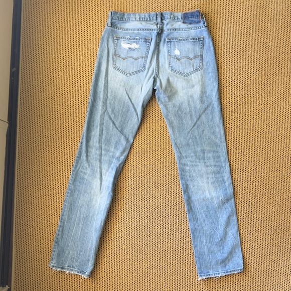 American Eagle Medium Wash Ripped Jeans - Picture 2 of 4